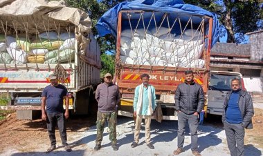 जशपुर पुलिस की बड़ी स्ट्राइक: झारखंड से अवैध धान ला रहे दो ट्रक जब्त, 160 क्विंटल धान के साथ तस्कर धरे गए