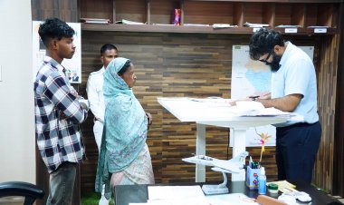 कलेक्टर रोहित व्यास ने जनदर्शन में सुनीं जन-समस्याएं; अधिकारियों को दिए समयबद्ध निराकरण के निर्देश