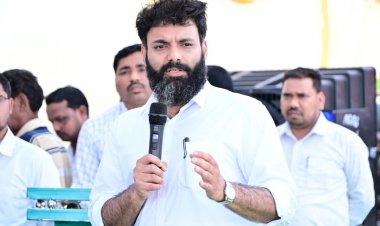 "गांव की सरकार, गांव के द्वार": खूंटीटोली सुशासन शिविर में पहुंचे सैकड़ों ग्रामीण